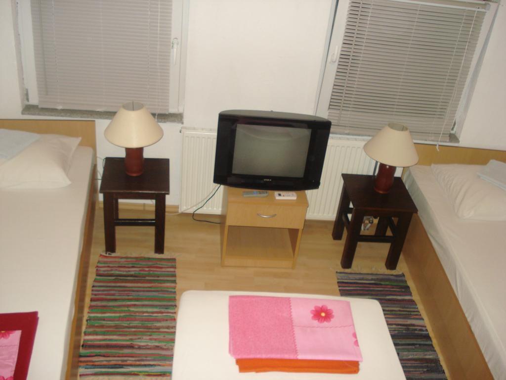 Hostel Hercegovina Mostar Esterno foto